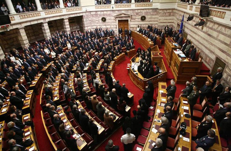 Κατανέμεται στα κόμματα η α΄ δόση της κρατικής οικονομικής ενίσχυσης για το 2016
